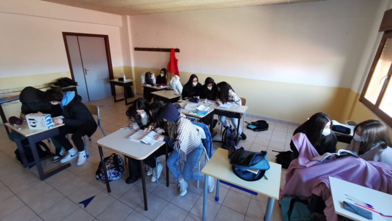 Palermo, si gela in classe: bambina in ipotermia