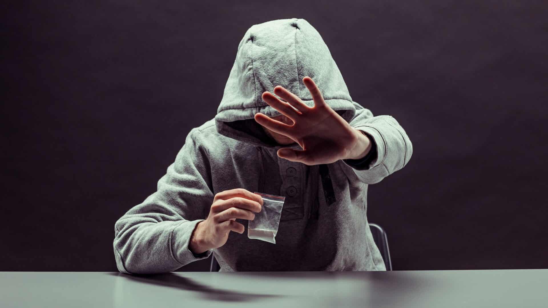 Cocaina a professionisti per 500 euro, 9 arresti
