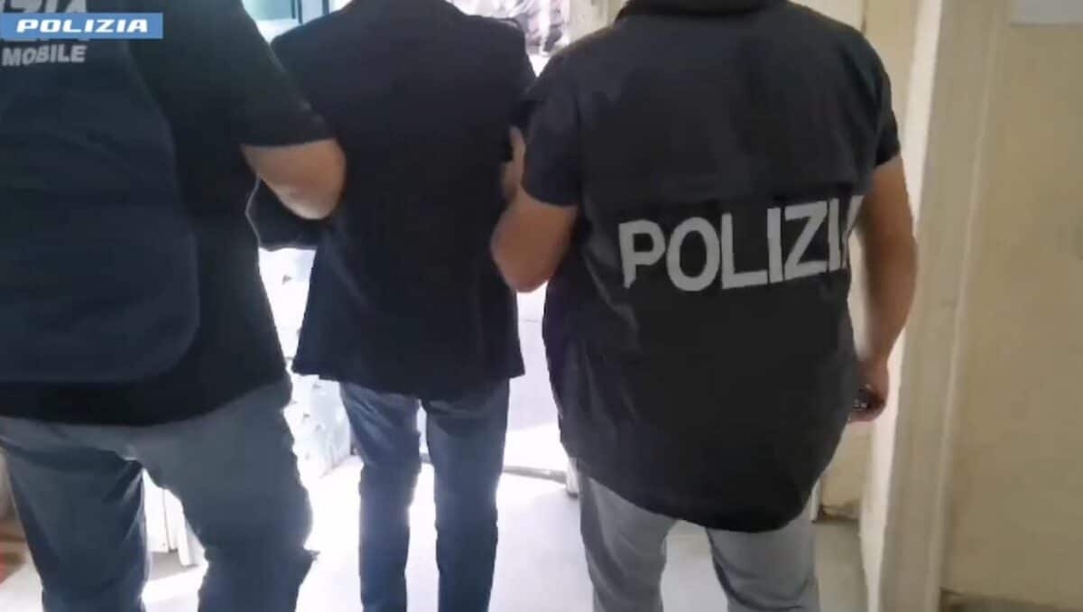 Inneggiavano la Jihad, “La Sicilia tornerà a essere un emirato islamico”: due persone fermate a Palermo